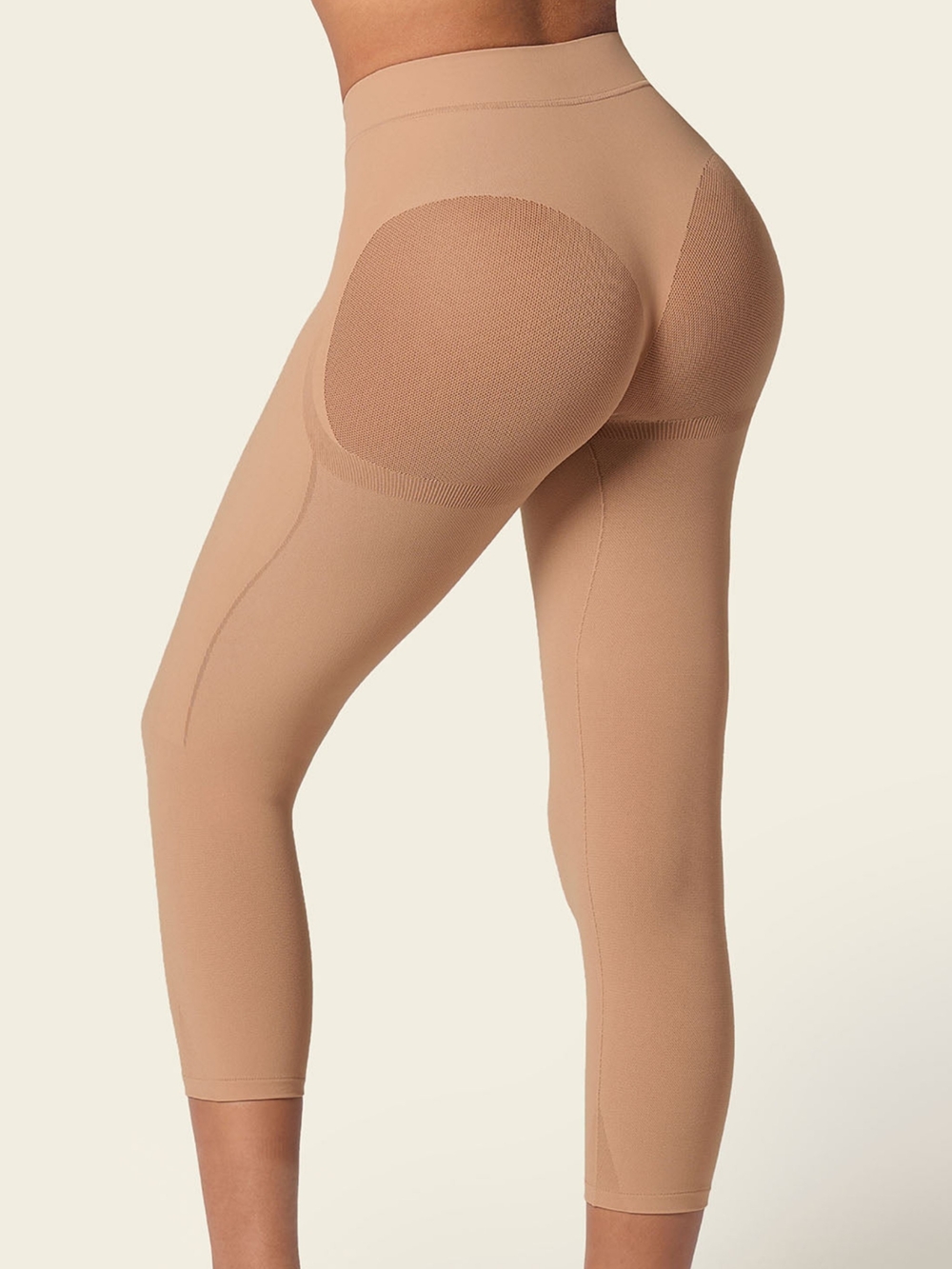 LEONISA | Smart Shape Capri Invisible High-Waisted Capri Shaper